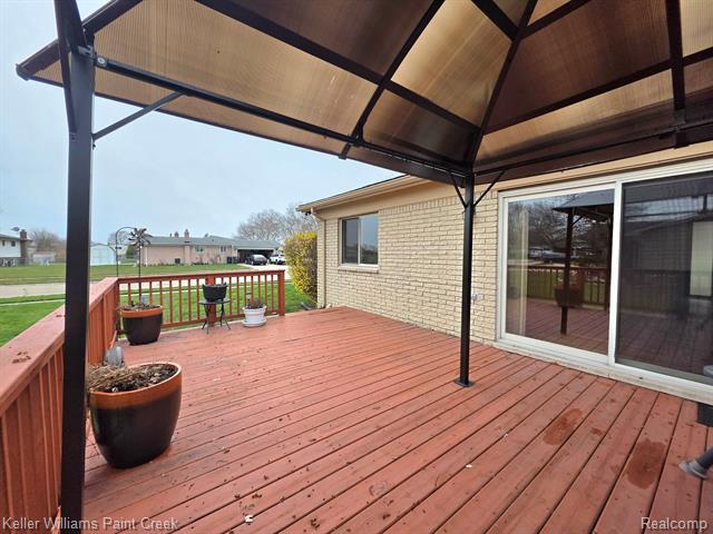 Builiding view twenty five for 4714 Pickwick, Sterling Heights, MI. 48310