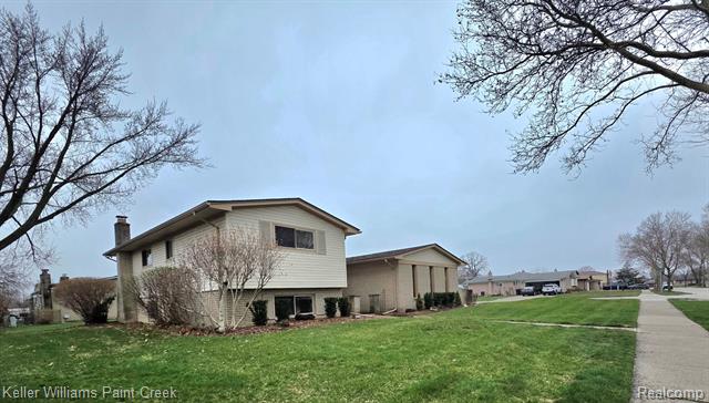 front view for 4714 Pickwick Dr, Sterling Heights, Mi. 48310