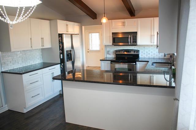 Builiding view nine for 36833 Engleside, Sterling Heights, MI. 48310