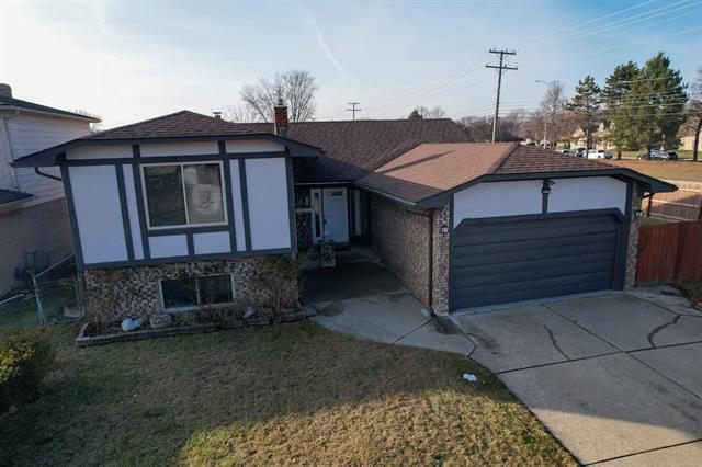 Builiding view one for 36833 Engleside, Sterling Heights, MI. 48310