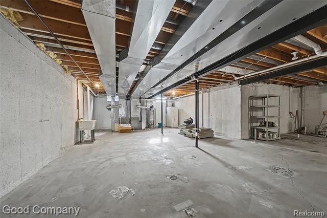 Builiding view thirty two for 41714 Dukesbury, Novi, MI. 48375