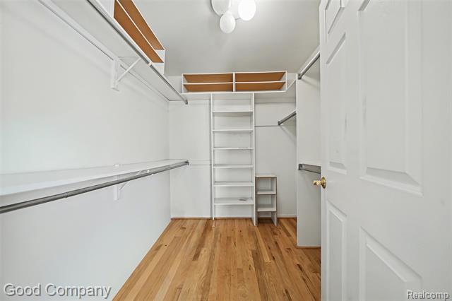 Builiding view twenty nine for 41714 Dukesbury, Novi, MI. 48375