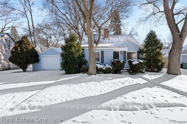 Builiding view one for 21696 Purdue, Farmington, MI. 48336