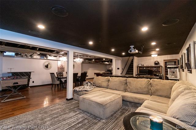 Builiding view forty two for 16165 Andover, Clinton Township, MI. 48035