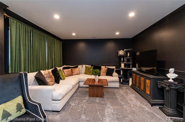 Builiding view twenty for 16165 Andover, Clinton Township, MI. 48035