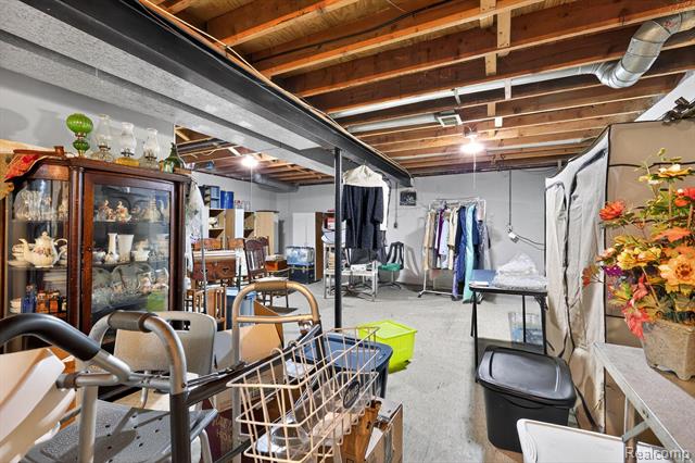 Builiding view eighteen for 24145 Meadow Bridge, Clinton Township, MI. 48035