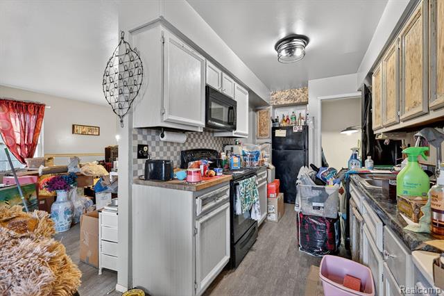 Builiding view eleven for 24145 Meadow Bridge, Clinton Township, MI. 48035