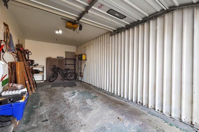 Builiding view five for 24145 Meadow Bridge, Clinton Township, MI. 48035