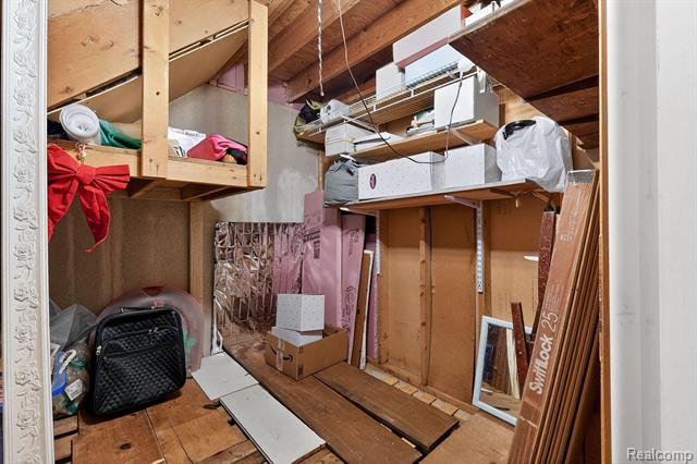 Builiding view nineteen for 24145 Meadow Bridge, Clinton Township, MI. 48035