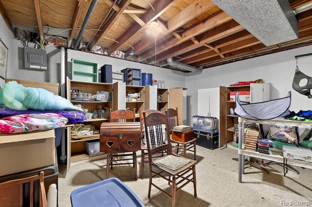 Builiding view twenty eight for 24145 Meadow Bridge, Clinton Township, MI. 48035