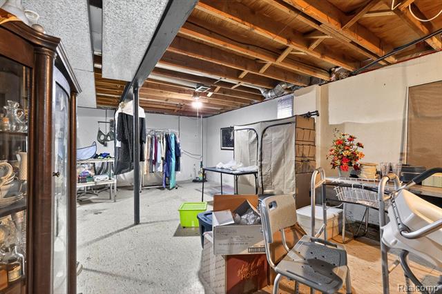 Builiding view twenty five for 24145 Meadow Bridge, Clinton Township, MI. 48035