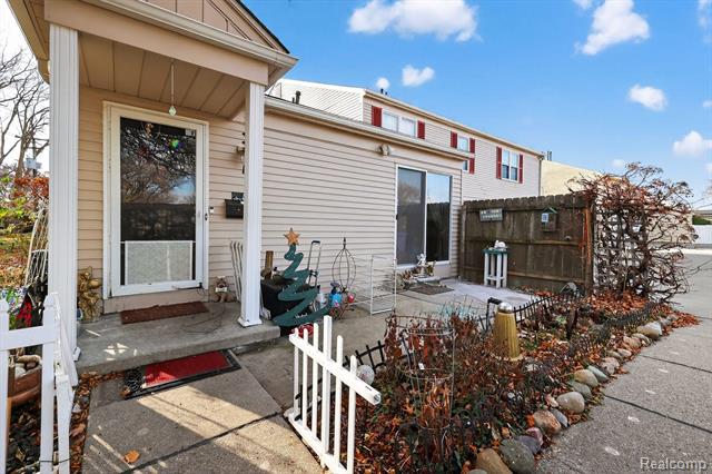 Builiding view two for 24145 Meadow Bridge, Clinton Township, MI. 48035