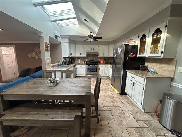 Builiding view four for 27650 Riviera, Harrison Township, MI. 48045