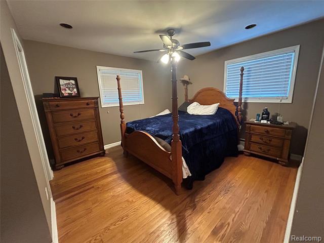 Builiding view fourteen for 27650 Riviera, Harrison Township, MI. 48045