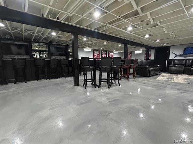 Builiding view nineteen for 27650 Riviera, Harrison Township, MI. 48045