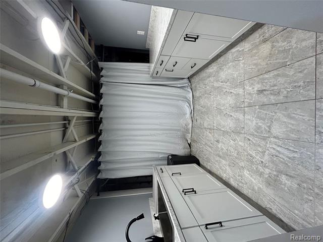 Builiding view twenty eight for 27650 Riviera, Harrison Township, MI. 48045