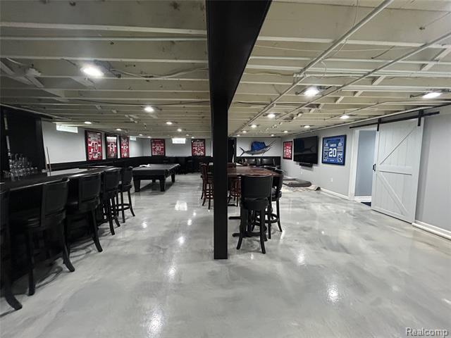 Builiding view twenty two for 27650 Riviera, Harrison Township, MI. 48045