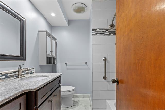 Builiding view eleven for 39520 Venetian, Harrison Township, MI. 48045