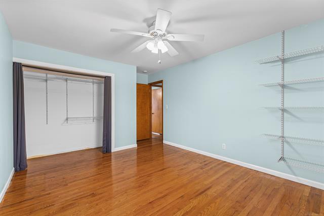 Builiding view fifteen for 39520 Venetian, Harrison Township, MI. 48045