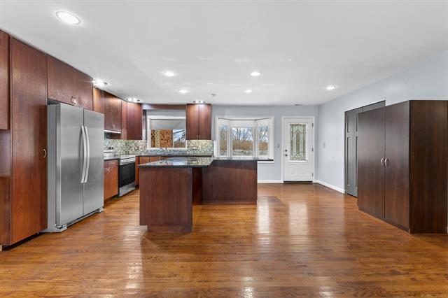 Builiding view four for 39520 Venetian, Harrison Township, MI. 48045