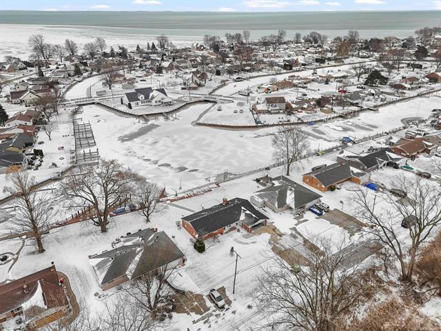 Builiding view thirty one for 39520 Venetian, Harrison Township, MI. 48045