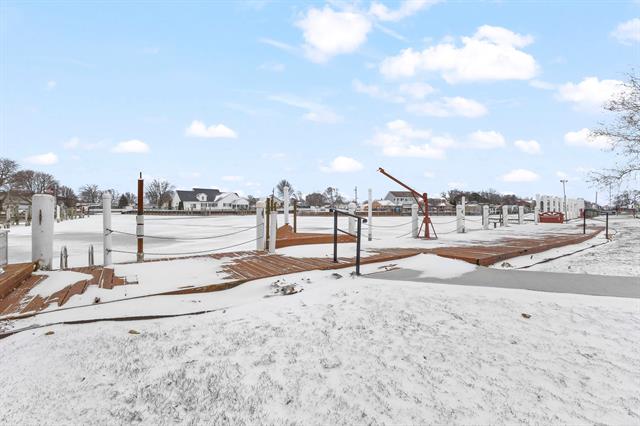 Builiding view twenty eight for 39520 Venetian, Harrison Township, MI. 48045