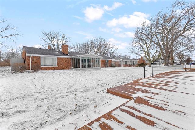 Builiding view twenty nine for 39520 Venetian, Harrison Township, MI. 48045