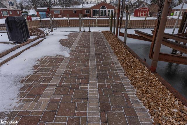 Builiding view five for 37936 Seaway, Harrison Township, MI. 48045