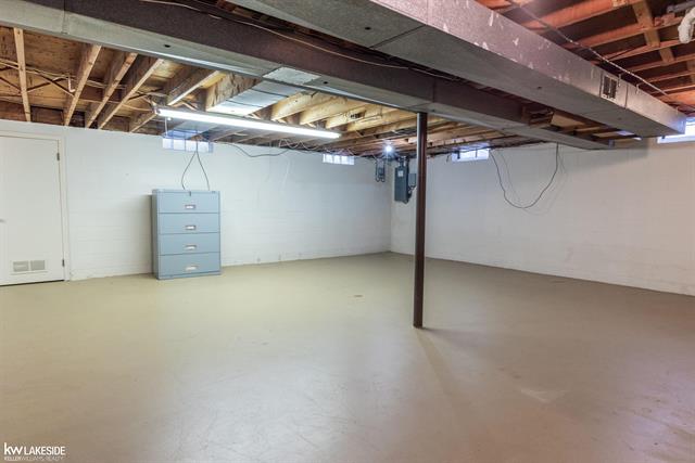 Builiding view twenty nine for 37936 Seaway, Harrison Township, MI. 48045