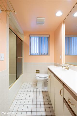 Builiding view twenty three for 37936 Seaway, Harrison Township, MI. 48045