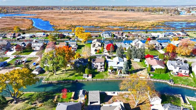 Builiding view twenty six for 39100 Archer W, Harrison Township, MI. 48045