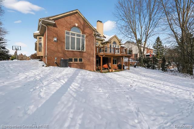 Builiding view sixty one for 47483 Beckenham, Novi, MI. 48374