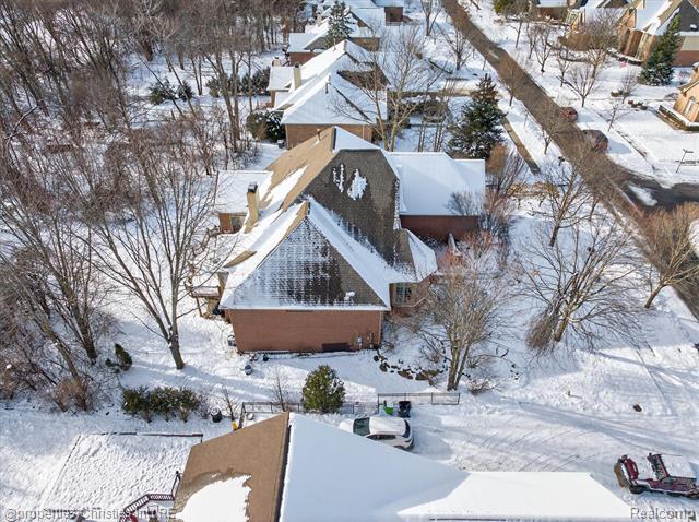 Builiding view sixty six for 47483 Beckenham, Novi, MI. 48374