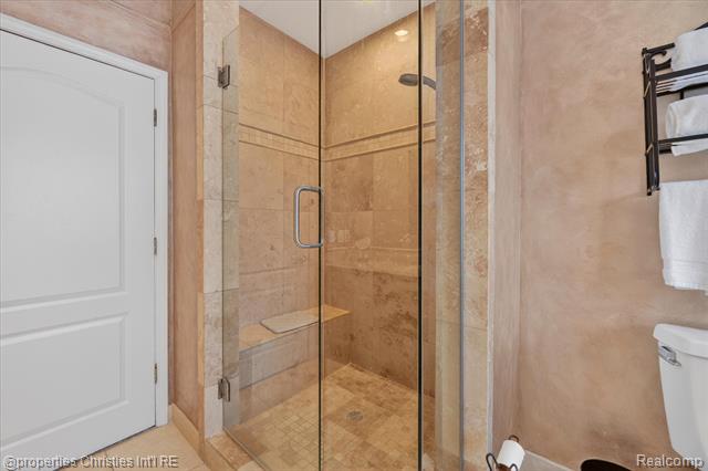 Builiding view thirty one for 47483 Beckenham, Novi, MI. 48374