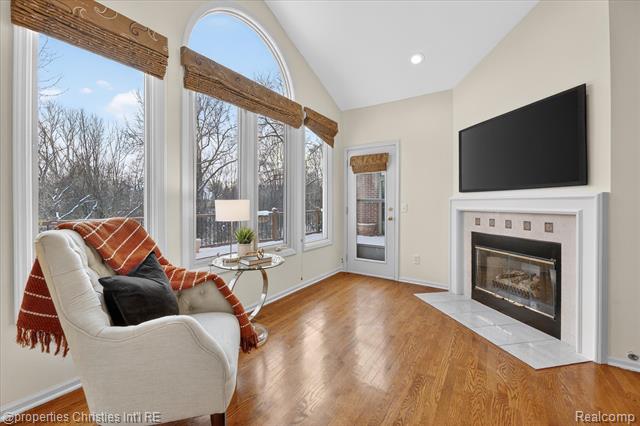 Builiding view twenty nine for 47483 Beckenham, Novi, MI. 48374