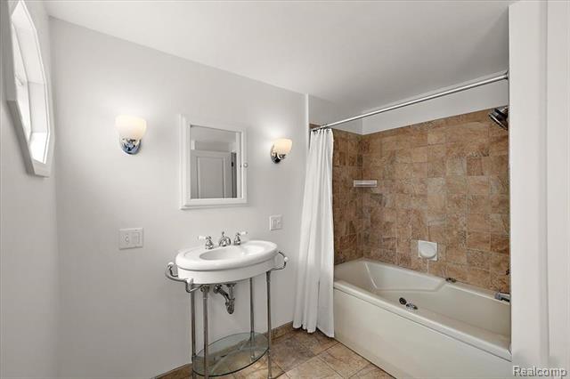 Builiding view twelve for 37697 Mast, Harrison Township, MI. 48045