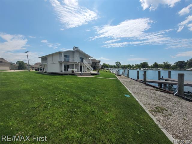 front view for 38025 Huron Pointe, Harrison Township, Mi. 48045