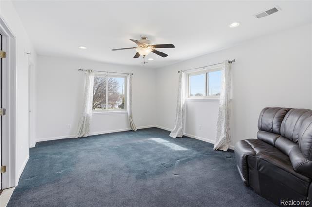 Builiding view eighteen for 37886 Sunnybrook, Harrison Township, MI. 48045
