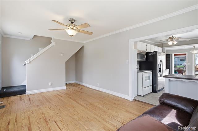 Builiding view seven for 37886 Sunnybrook, Harrison Township, MI. 48045