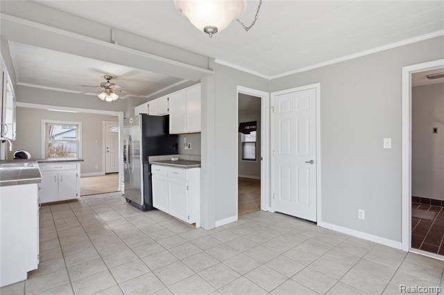 Builiding view twenty two for 37886 Sunnybrook, Harrison Township, MI. 48045