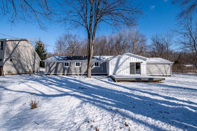 Builiding view forty nine for 27590 Hiller, Harrison Township, MI. 48045