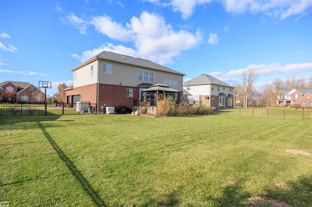 Builiding view fifty two for 53716 Huron, New Baltimore, MI. 48051