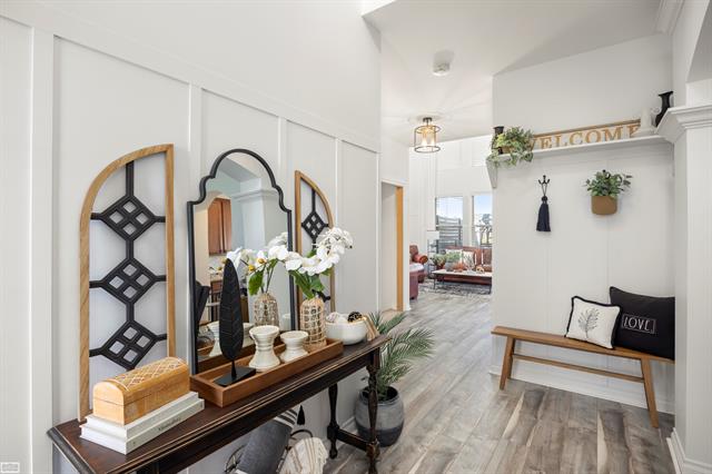 Builiding view five for 53716 Huron, New Baltimore, MI. 48051