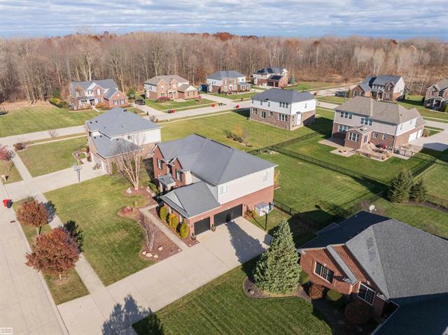 Builiding view forty three for 53716 Huron, New Baltimore, MI. 48051