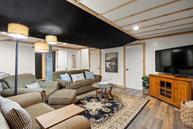 Builiding view thirty eight for 53716 Huron, New Baltimore, MI. 48051