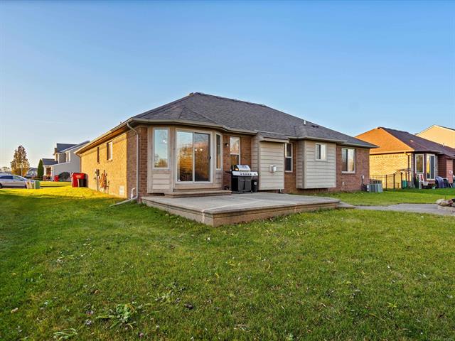 Builiding view forty eight for 52802 Delena, Macomb, MI. 48042