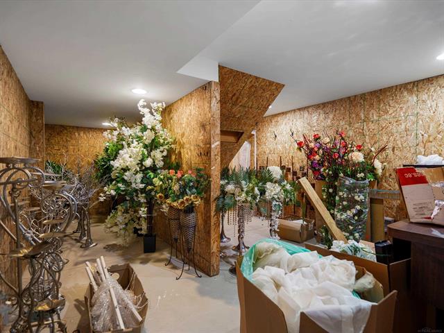 Builiding view forty for 52802 Delena, Macomb, MI. 48042