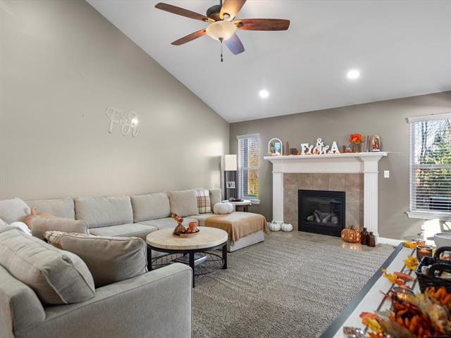 Builiding view seven for 52802 Delena, Macomb, MI. 48042