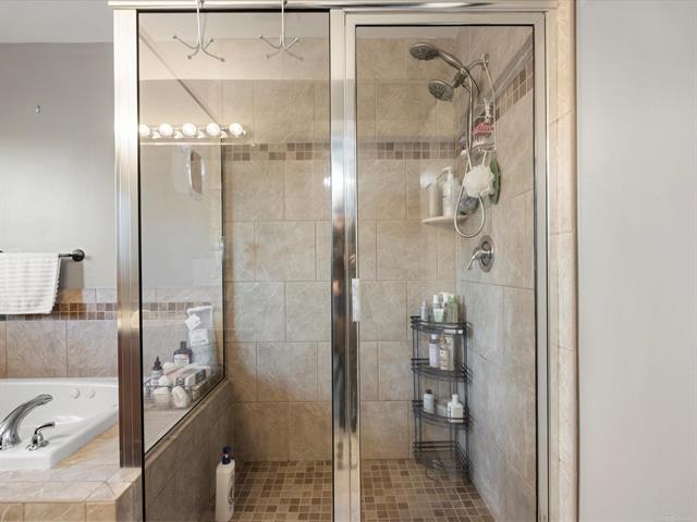 Builiding view thirty three for 52802 Delena, Macomb, MI. 48042