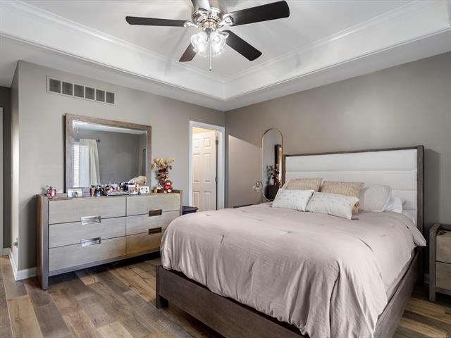 Builiding view thirty for 52802 Delena, Macomb, MI. 48042